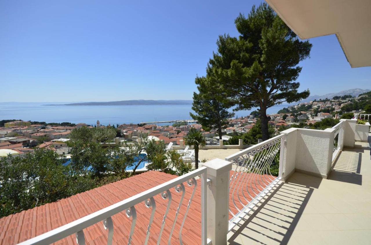 Family Friendly Apartments With A Swimming Pool Baska Voda, Makarska - 12442 Exterior foto
