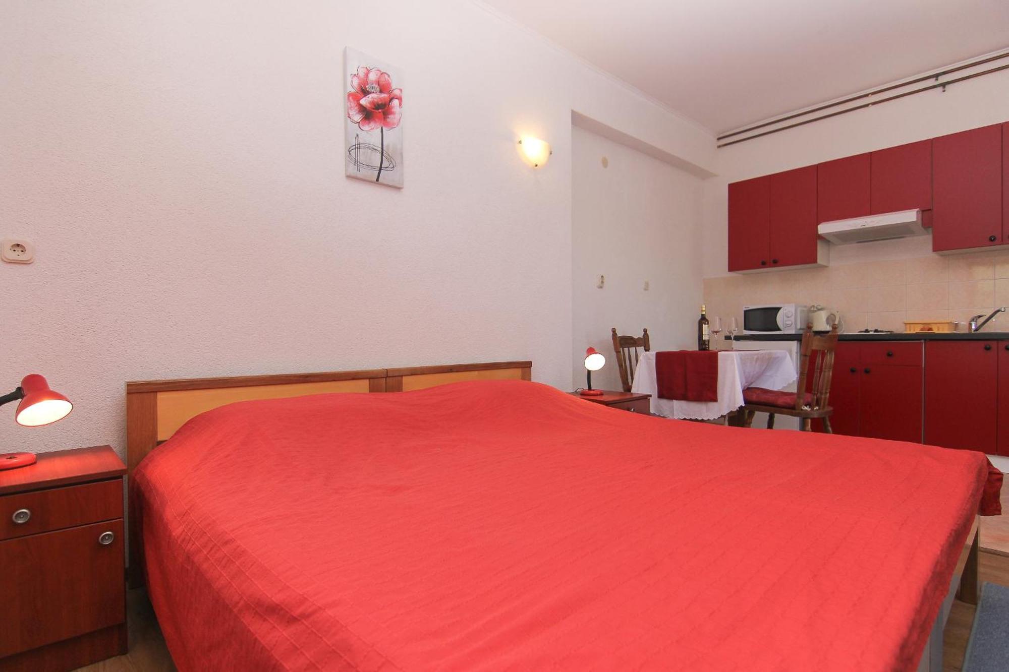 Family Friendly Apartments With A Swimming Pool Baska Voda, Makarska - 12442 Quarto foto